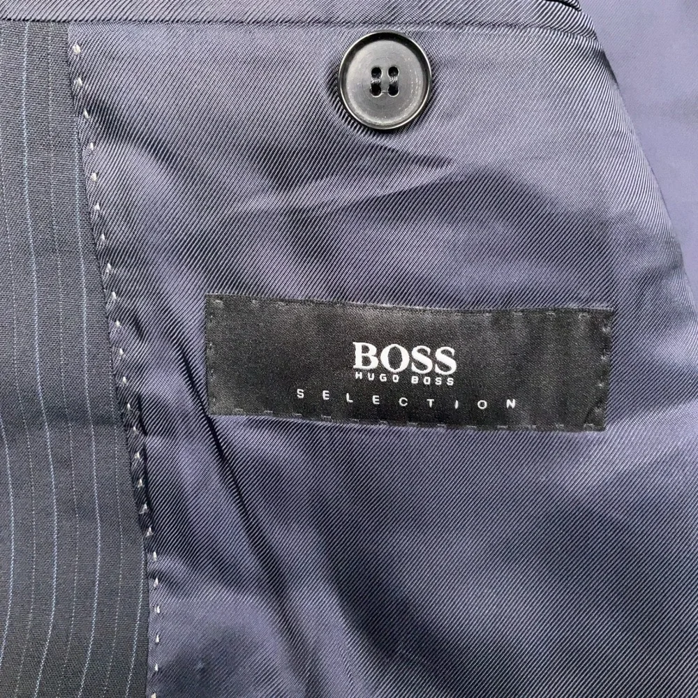 Hugo Boss Blazer Mens 44L Navy Blue Pinstripe Selection Ivy Leage Executive Wool